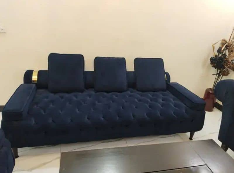 Eight seater sofa with center Table 3