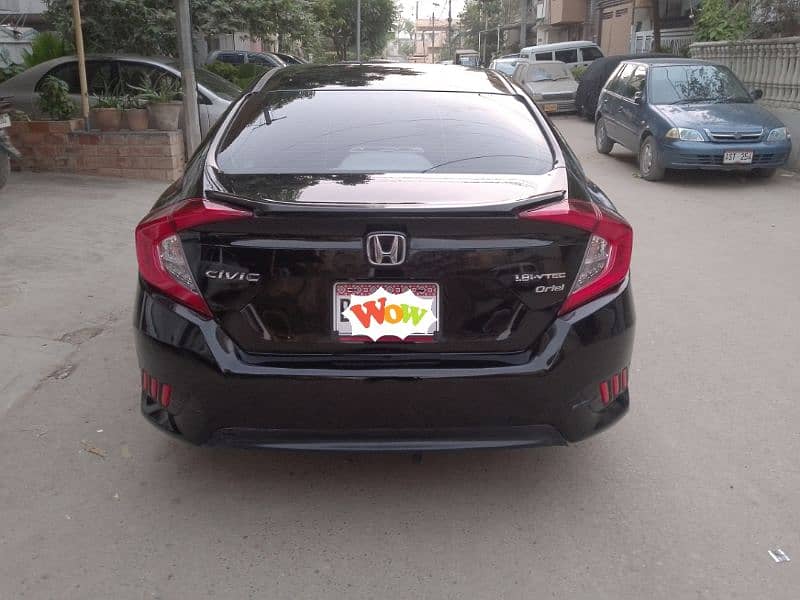 Honda Civic Oriel 2017 3