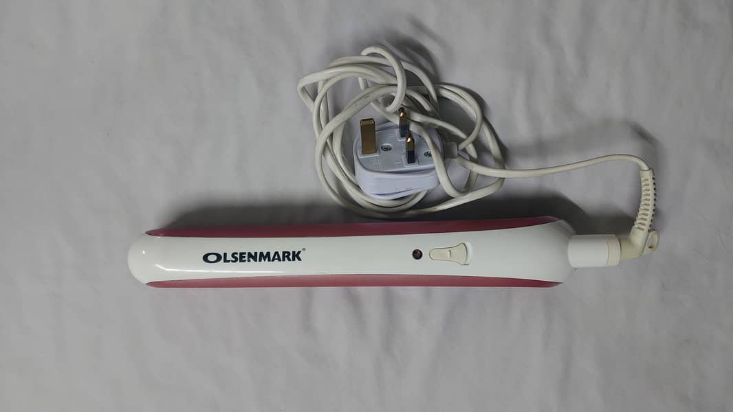 Olsenmark Ceramic Hair Straightener - Used Condition 5