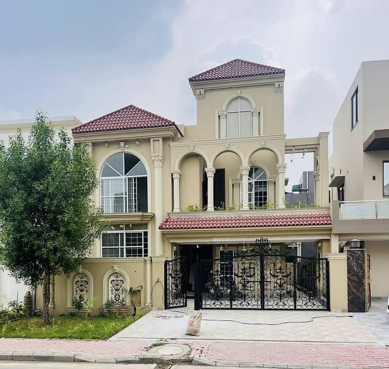 defence raya Ten Marla Spainish Luxuries House In Bahria town Prime Loction 0