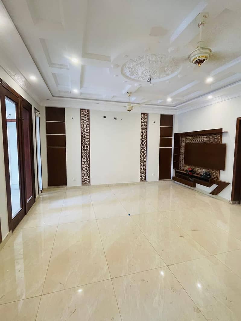 defence raya Ten Marla Spainish Luxuries House In Bahria town Prime Loction 3