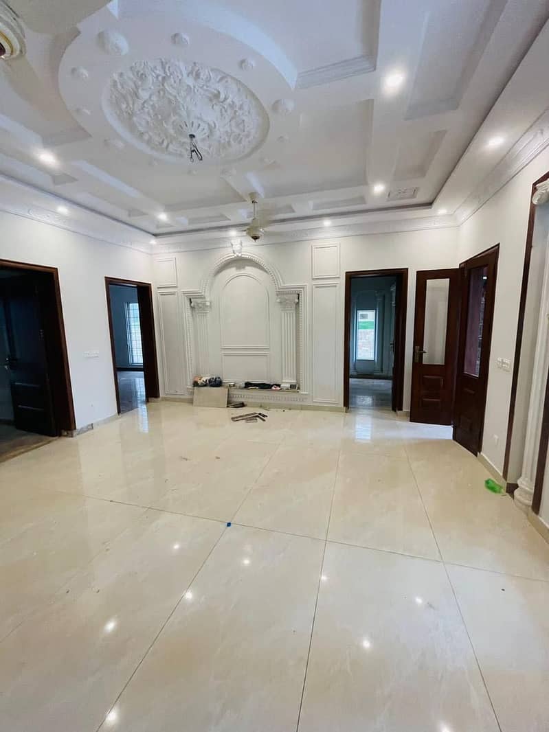 defence raya Ten Marla Spainish Luxuries House In Bahria town Prime Loction 4