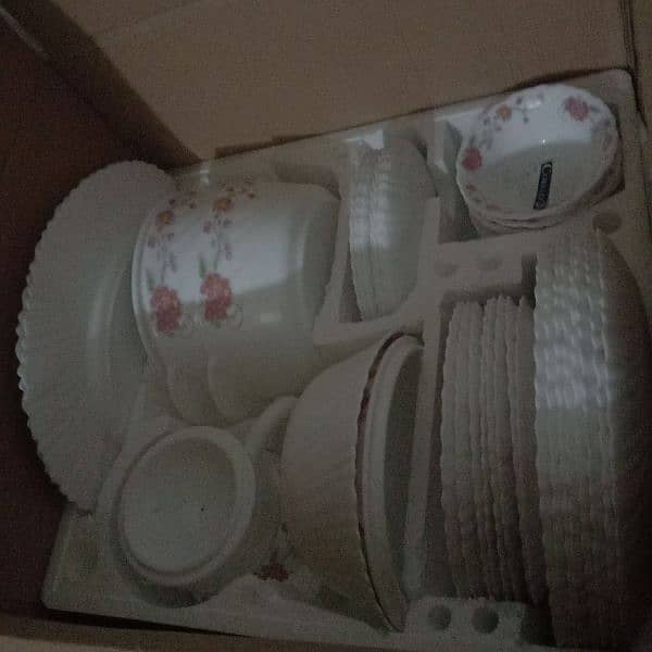 corolly dinner set new 2