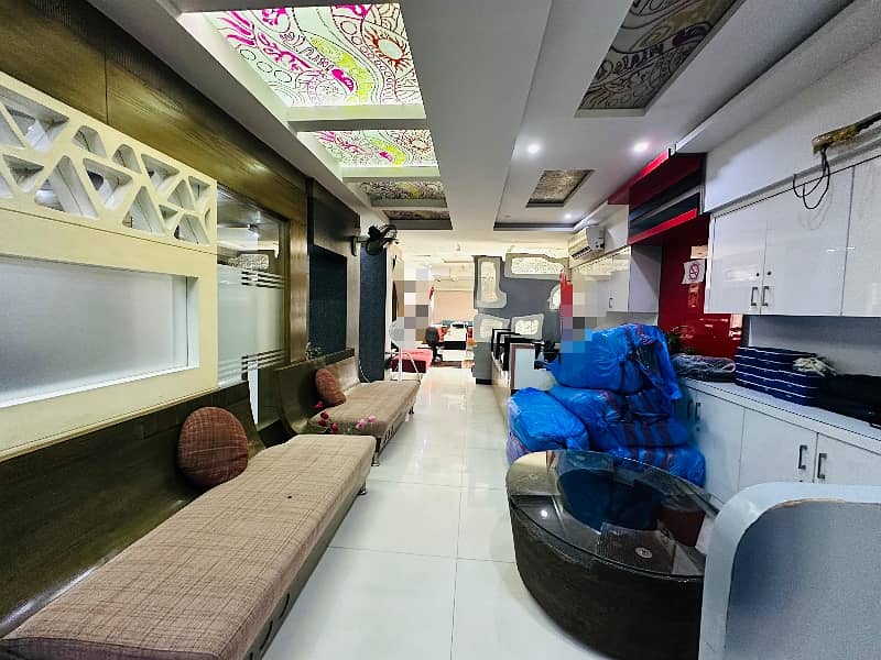 2000Sqft Furnished Office available 18