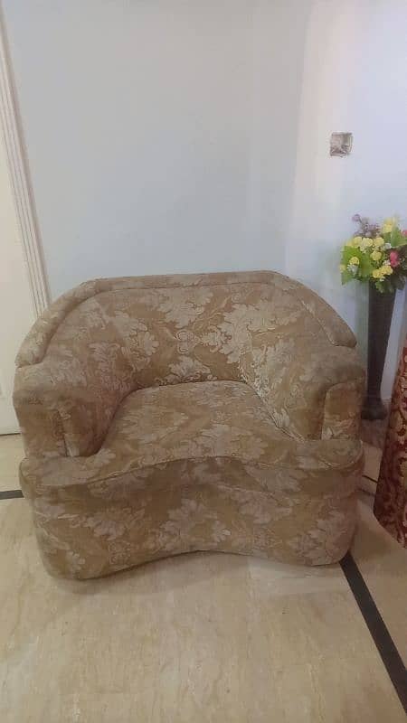 6 seater Sofa Set with 3 tables in Reasonable Price 3