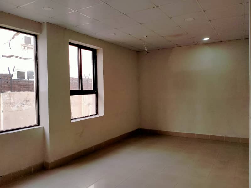 3 Kanal Commercial Use House For Rent Darden Town Near Canal Road Lahore 13