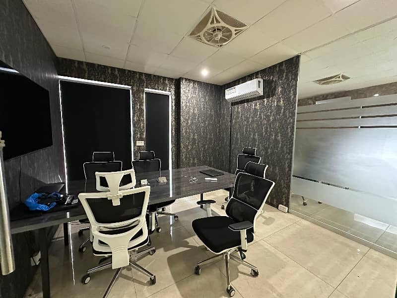 Beautiful Office Semi Furnished Floor 4