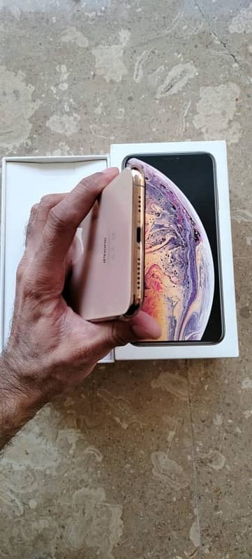 Iphone Xs Max PTA Aproved 256gb 4