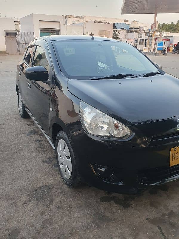 Mitsubishi Mirage 2016 10