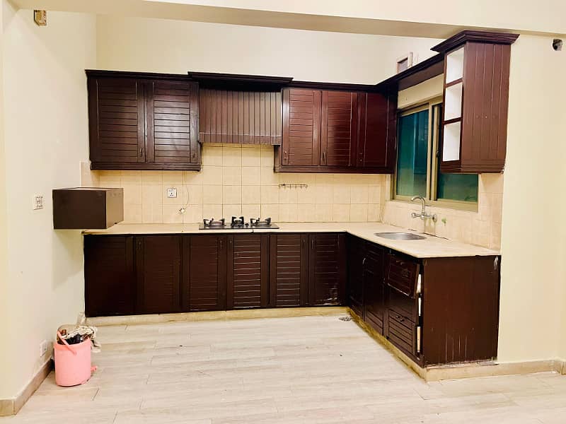 F-11 Markaz 2Bed 2 Bath TV Lounge Kitchen Car Parking Non-Furnished Apartment Available For Rent 19