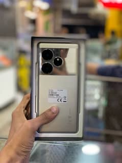 realme gt6 16/512 1 week used official