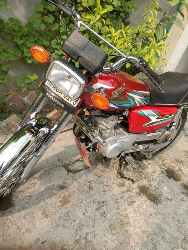 HONDA CG125 2023 6