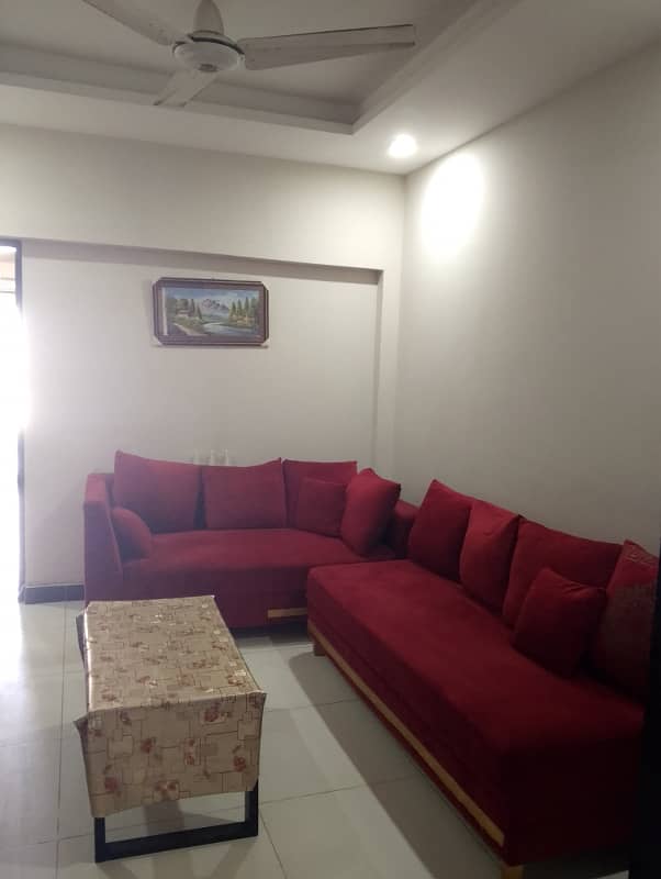 E-11 CAPITAL RESIDENCIA 1bed Fully Furnished flat available for rent only family 1