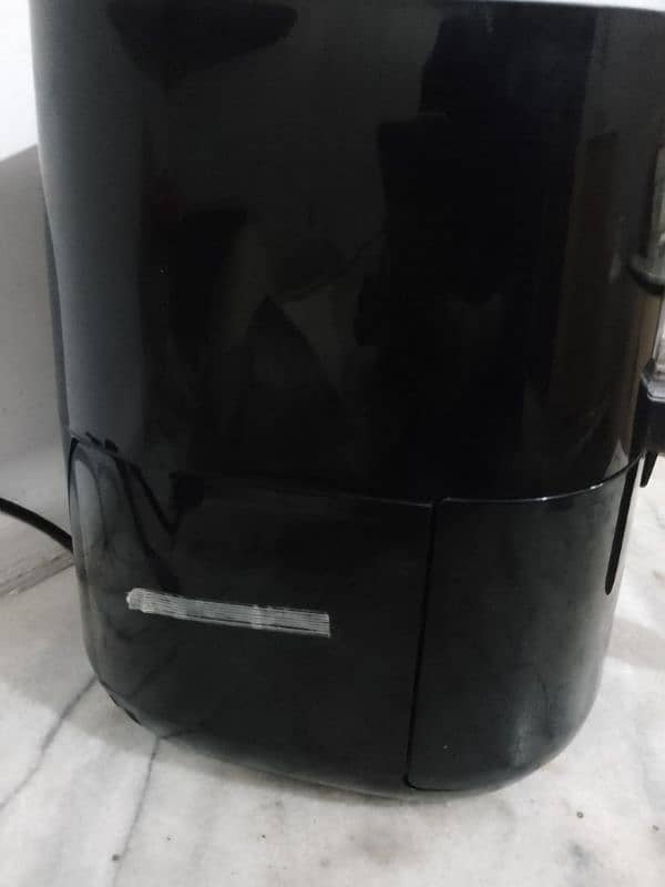 New Philips Air Fryer with warranty 3