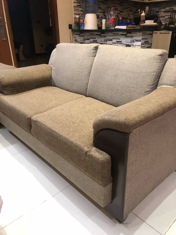 3 seater plus 2 seater sofa set A-1 condition 0