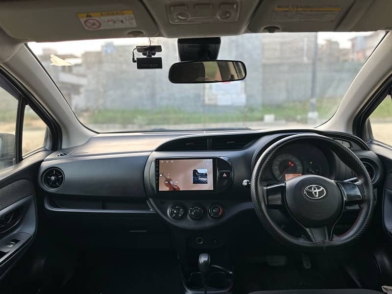 Toyota Vitz 2017 9