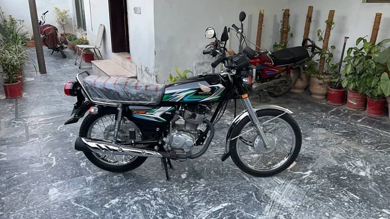 HONDA CG 125 2023 1