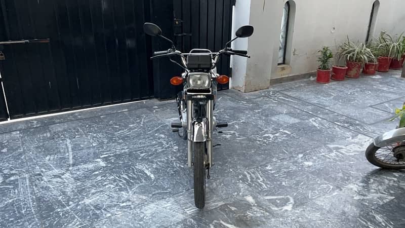 HONDA CG 125 2023 3