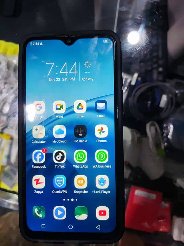 vivo y93s 4Gb 128Gb 1