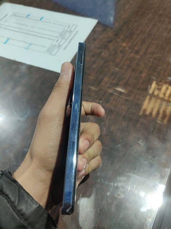 Infinix 40 pro aik manth used 5