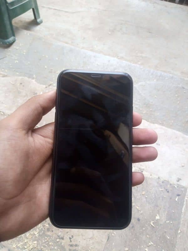 iphone 11 64 gb /jv condition 10 by 10 black colour all ok 2