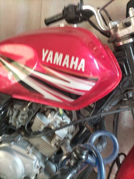 Yamaha 125 ybrz 3