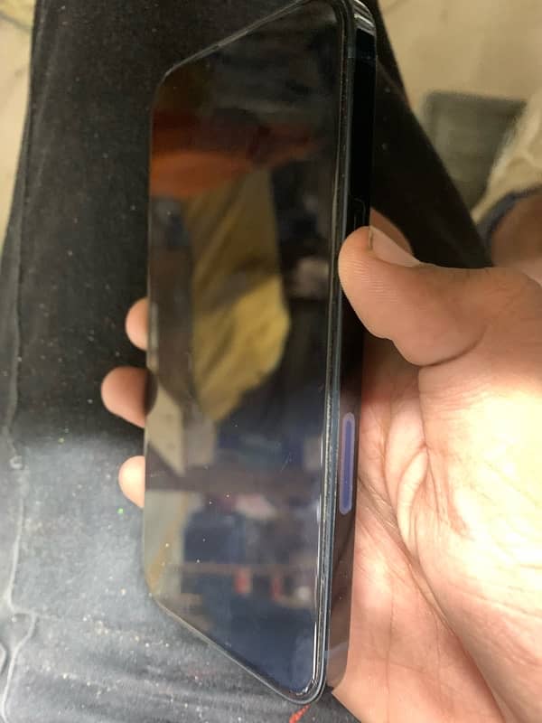 IPhone 13 jv 128 gb health 92 color black 10/10 condition 2