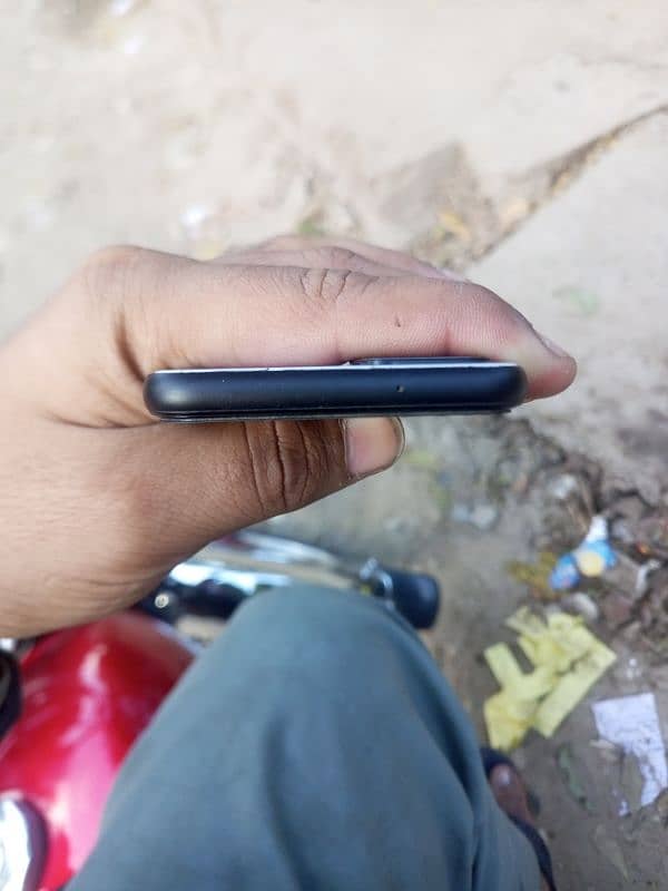 Google pixel 4. . . 0329/64/2222/6 8