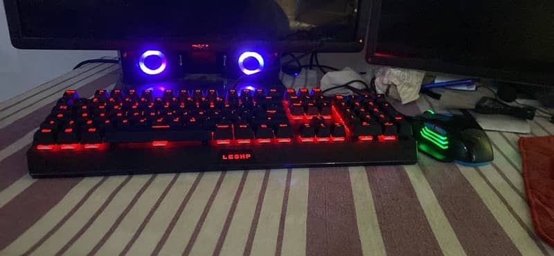 gaming keboard and mouse mechanical both 9