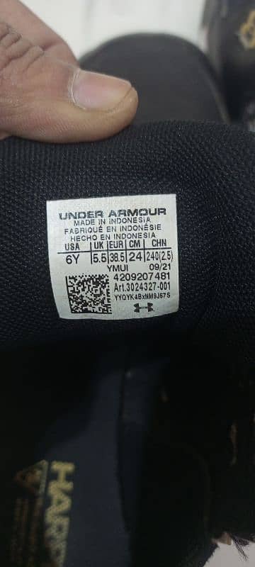 Sport Shoes (Brand Under Armour) 4