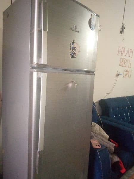 new condition fridge for sale 1