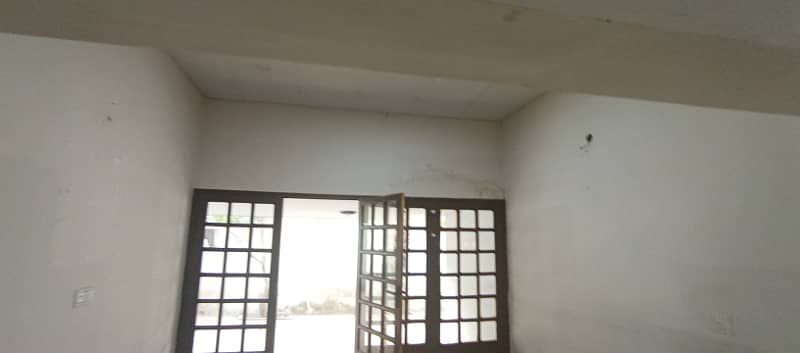 CANTT,3 KANAL COMMERCIAL USE HOUSE FOR RENT GULBERG GARDEN TOWN MOLDEL TOWN SHADMAN LAHORE 30