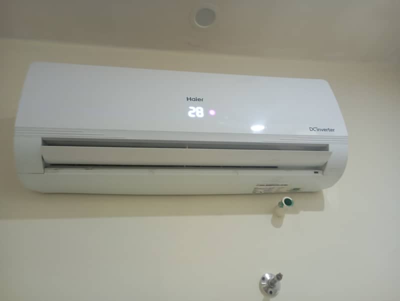 HAIER 1 TON DC INVERTER WORKING BEST JUST ONE SEASON USED 3