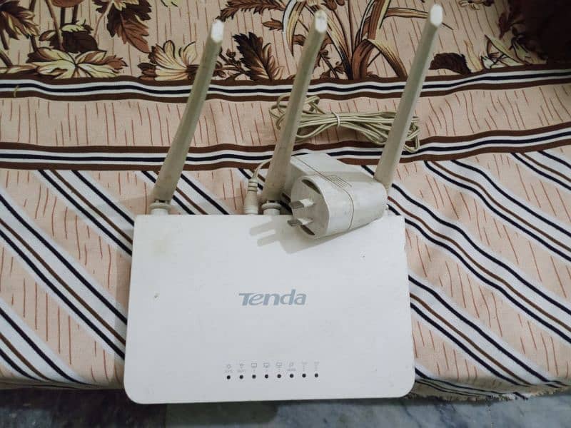 Tenda wifi device and 30 gahz wire 3