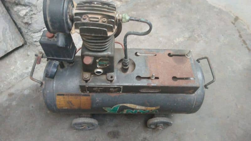 air compressor for sale in running condition 1