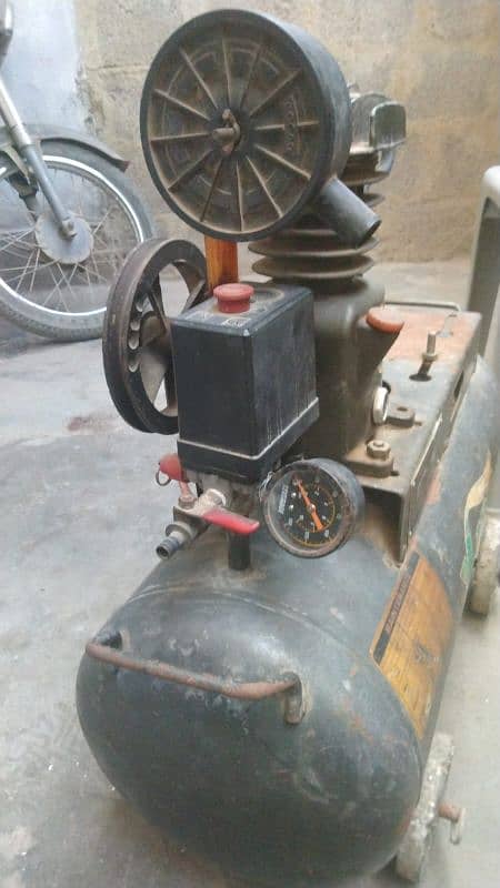 air compressor for sale in running condition 2