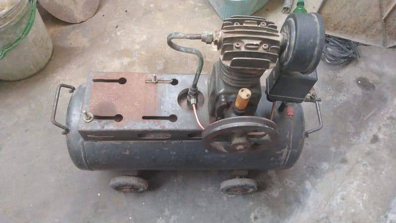 air compressor for sale in running condition 3