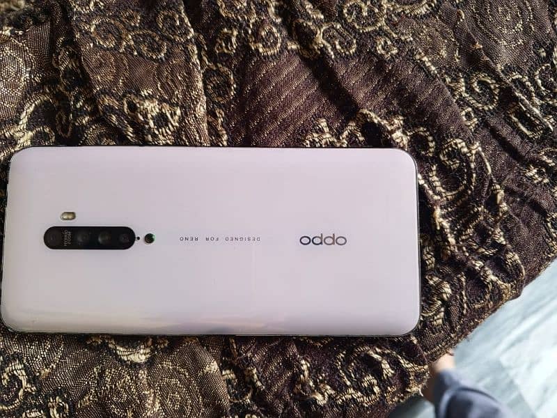 Oppo reno2.8/256 0