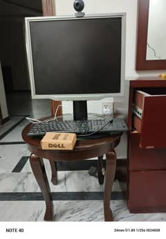 Selling my lcd keyboard mouse