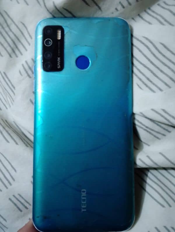 tecno spark 5      4  64 hai   panal thoota hwa h 0