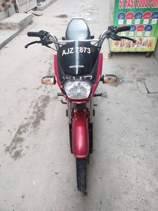 Honda CD70 Dream 4