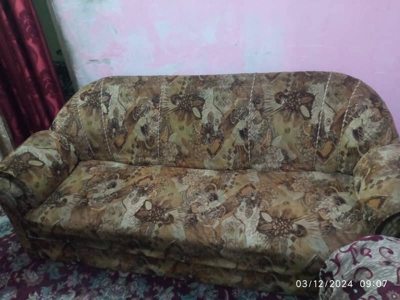 Sofa for sale structure made by " ٹالی لکڑی" 7