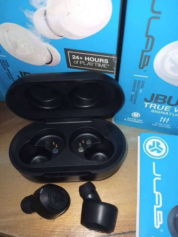 original USA brand new JLab jbuds (0341-2531354) 9