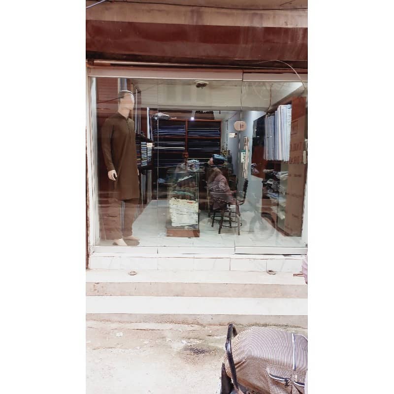 300 Square Feet Shop For Sale On Tariq Road 0