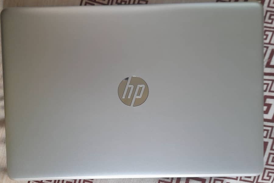 HP 250 G6 Laptop i5 16GB RAM 125 SSD 500GB HDD 10/10 condition 4