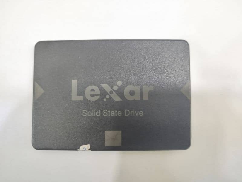 Lexar ssd 2.5 256 GB Health  100% 1