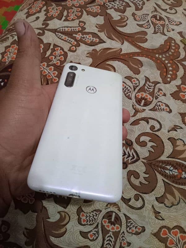 Motorola G8 2