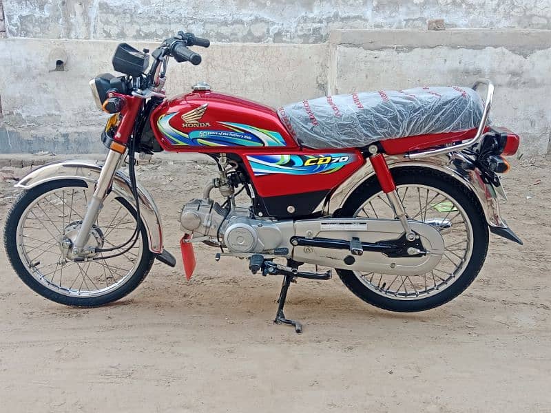 Honda CD 70 bike for sale model 2023/24 03456561380//03057210160 0