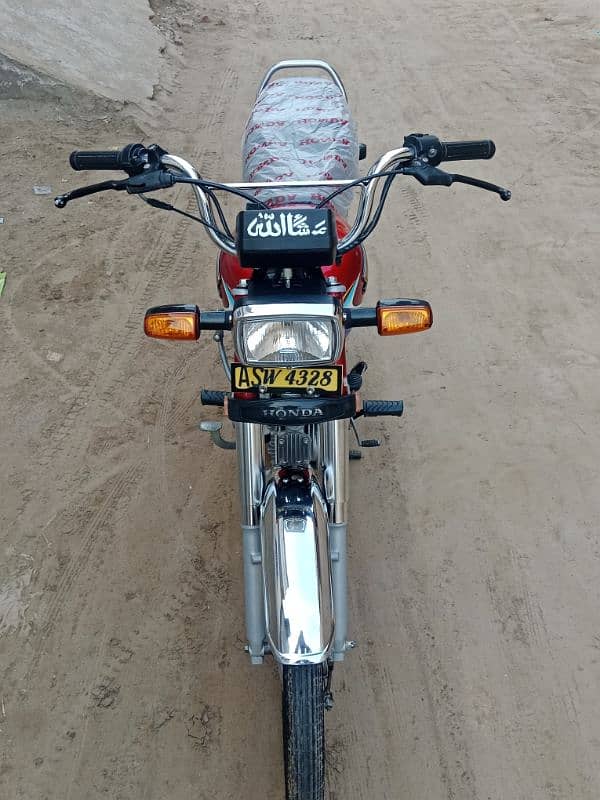 Honda CD 70 bike for sale model 2023/24 03456561380//03057210160 15