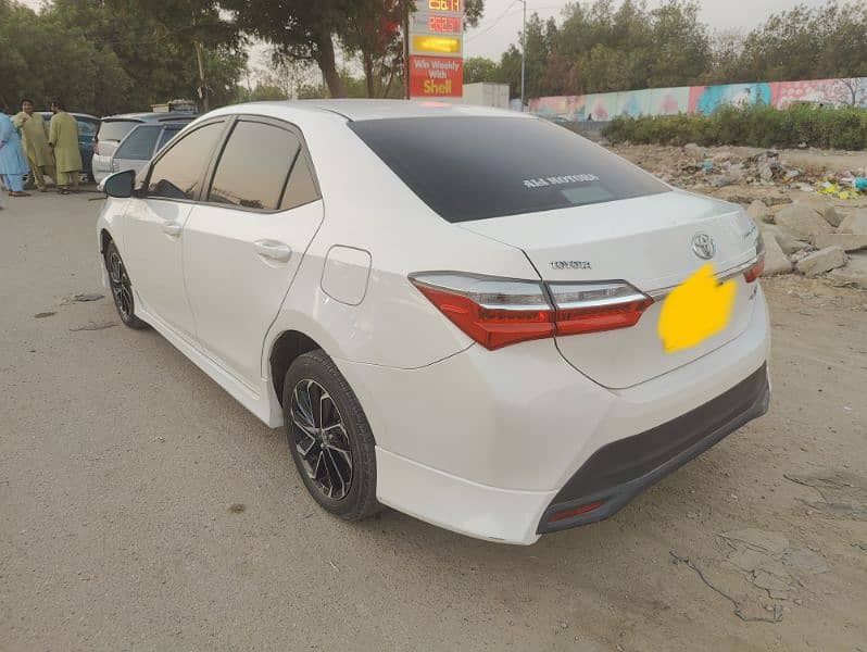 Toyota Corolla Altis 2023 3